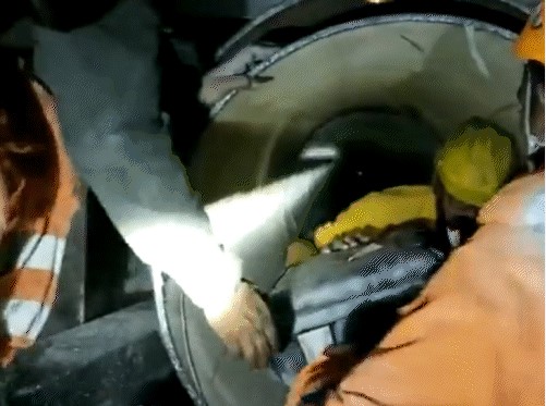 46.8 meter pipe was pushed into the tunnel