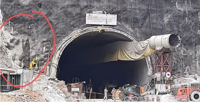 Water leaked behind the temporary temple, the figure of Lord Shankar was formed