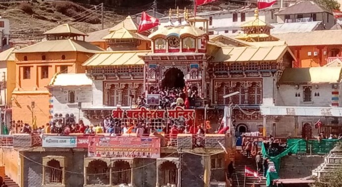 Kailash Kumar Suthar was elated after installing the name plaque of Lord Badrinath