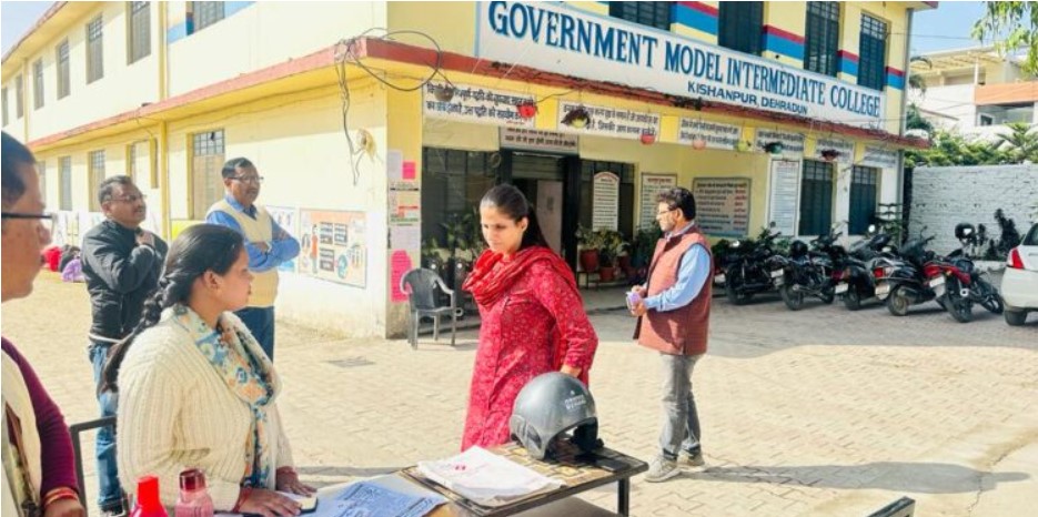 DM Sonika conducted surprise inspection of booths in the city