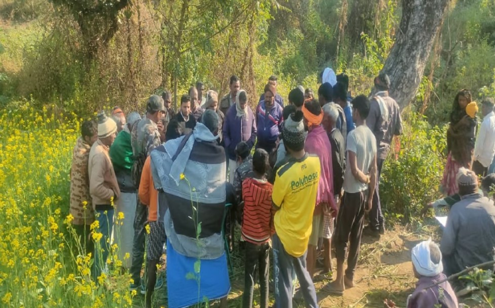 Leopard kills innocent child, villagers in panic