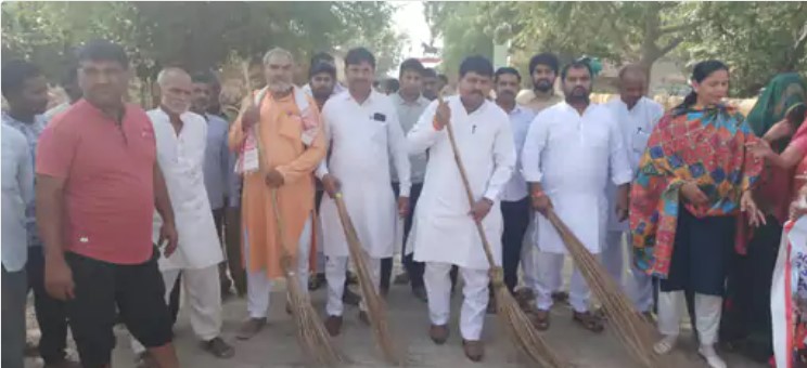 MLA launched cleanliness campaign