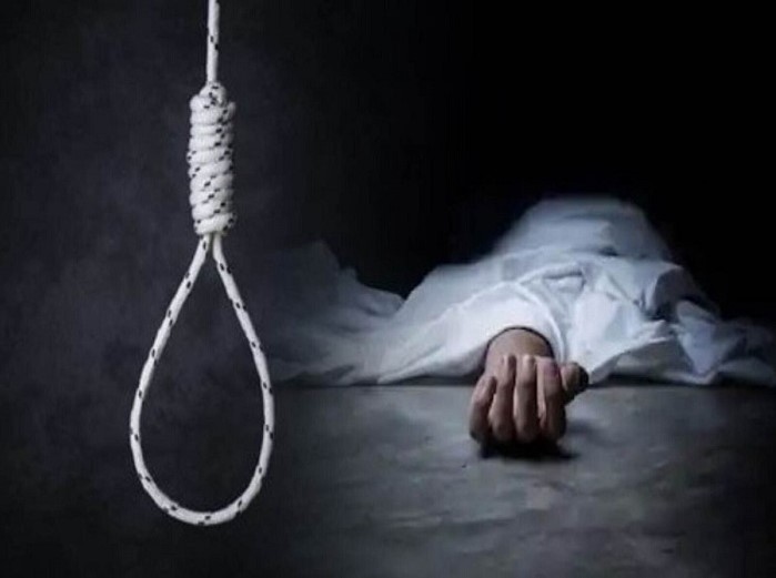 Student committed suicide by hanging himself