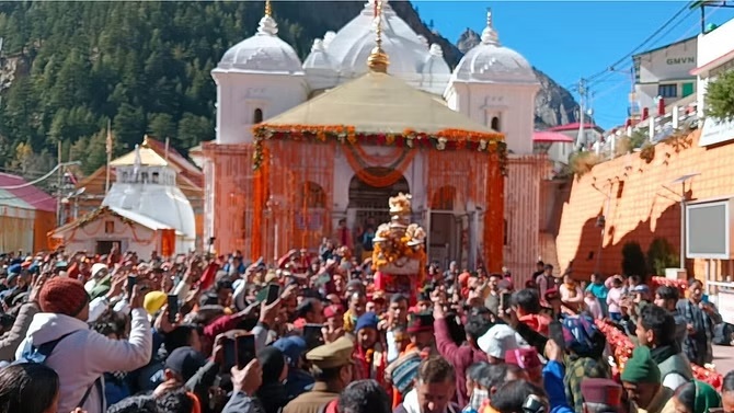 Gangotri Dham's doors closed for winter