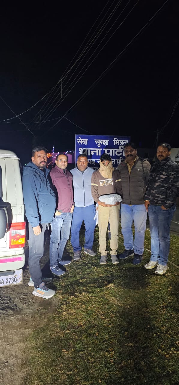 Drug smuggler arrested with hashish worth Rs 12 lakh