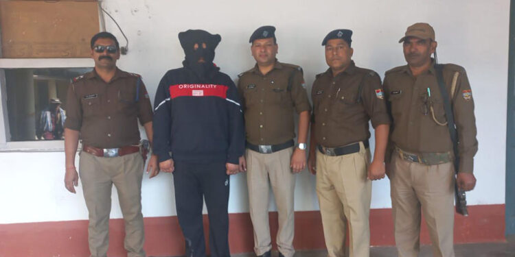 One who cheated lakhs in the name of sending money abroad arrested