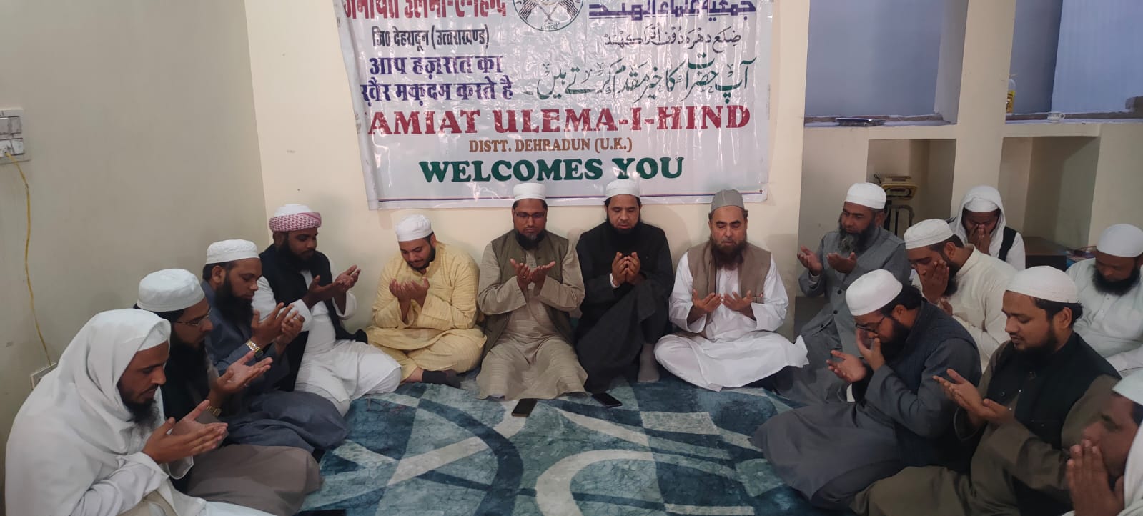Jamiat Ulema prayed for the well being of the workers trapped in the tunnel