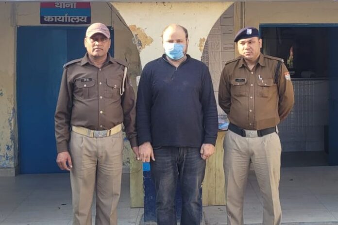 Accused of cheating small entrepreneur of lakhs arrested