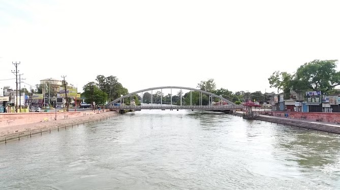 Ganga canal, closed in the name of cleanliness, reopens again