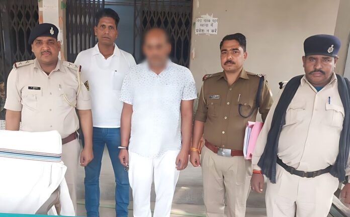 Postmaster accused of embezzling government funds worth lakhs arrested