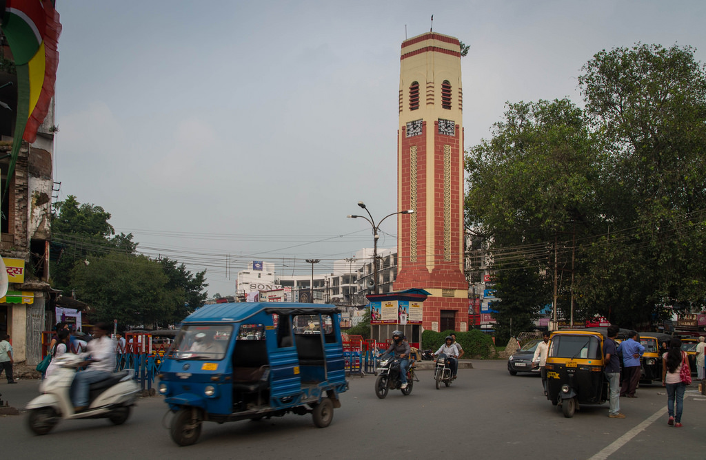 Encroachment on roads poses a challenge to traffic management during the festive season