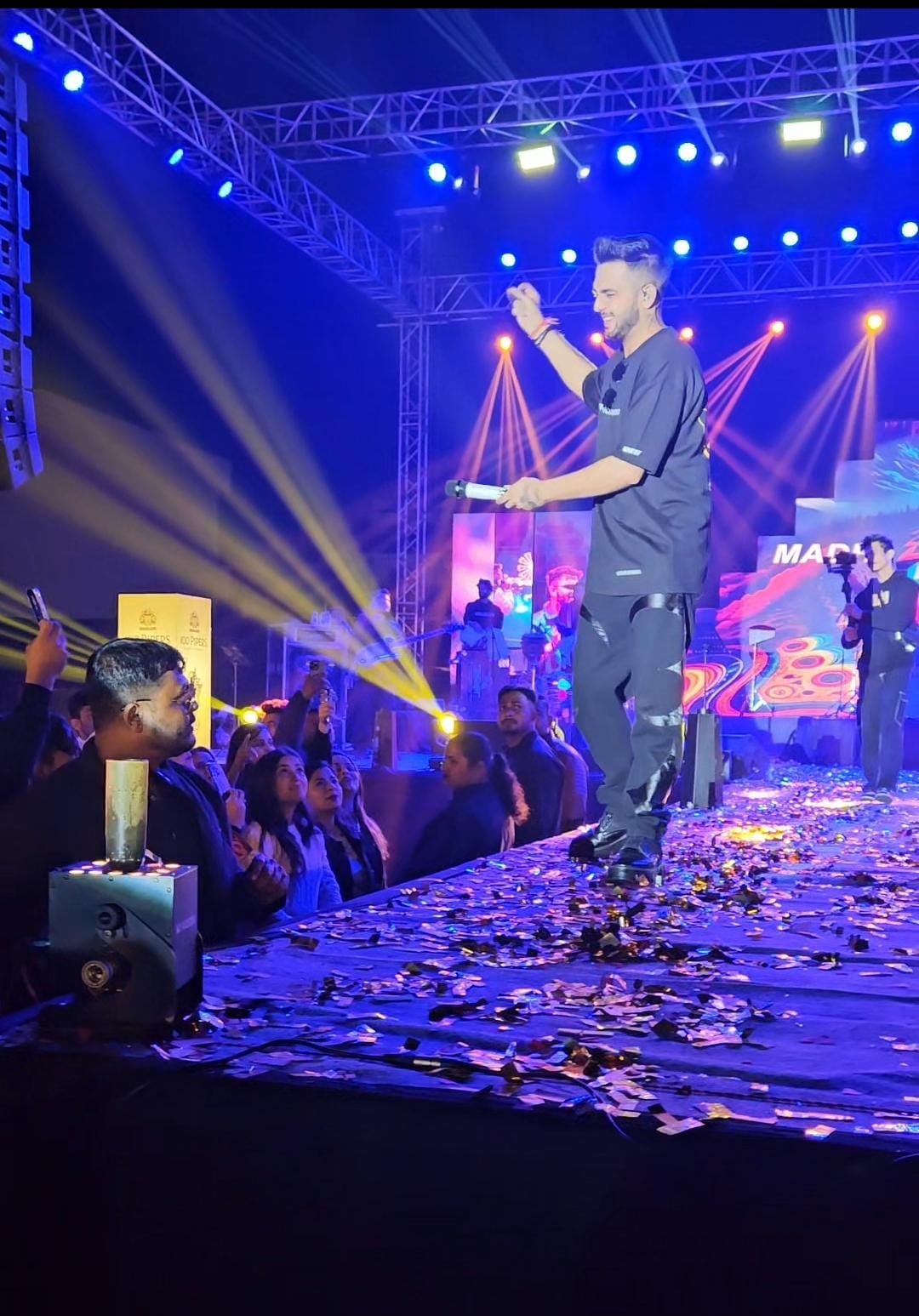 Doon residents danced to the songs of Madhur Sharma