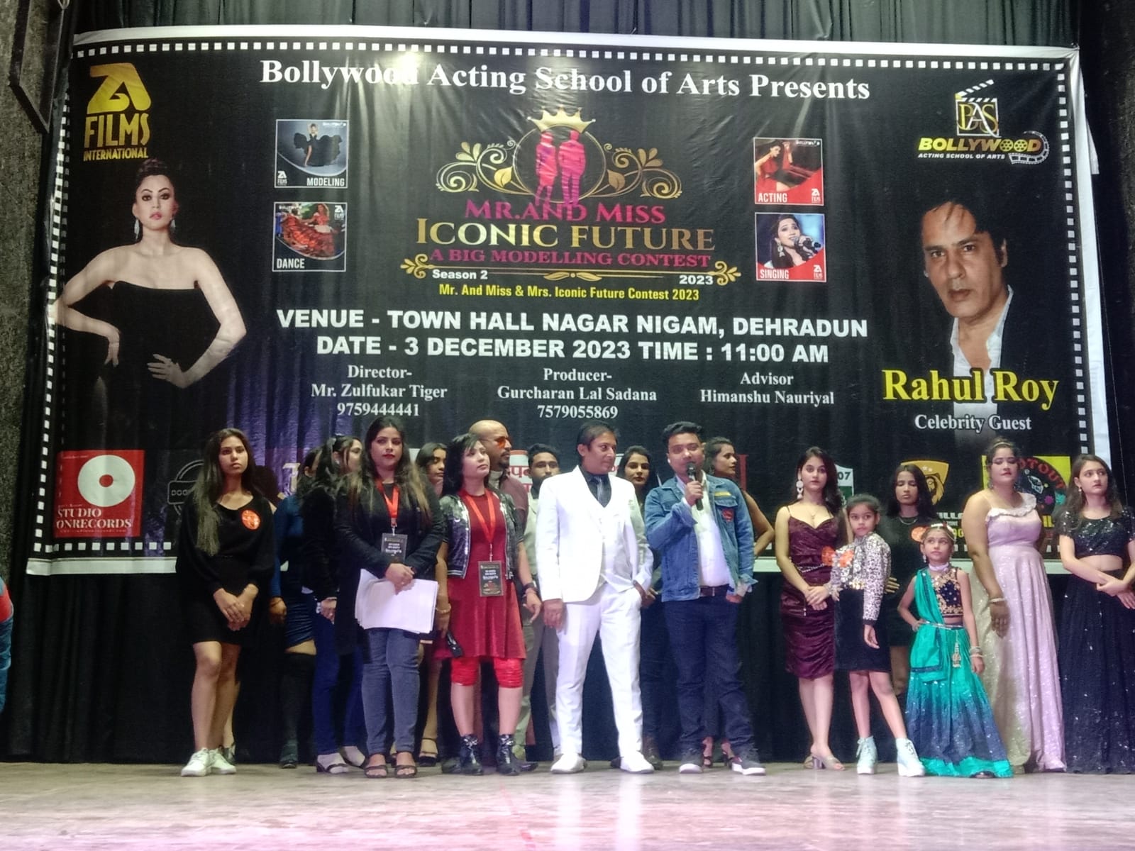 Crowd gathered from all over the state to audition