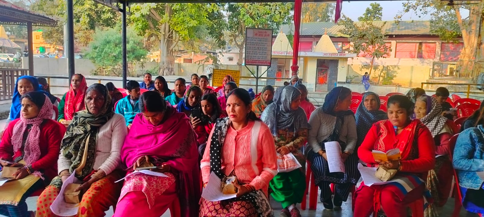 Ujjwala gas connections distributed to beneficiaries