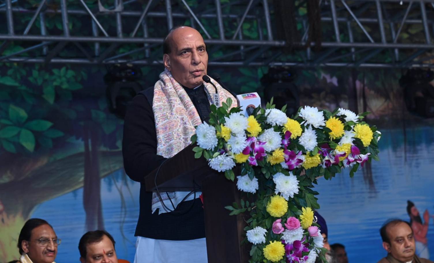 Defense Minister, Lok Sabha Speaker and CM participated in the spiritual festival