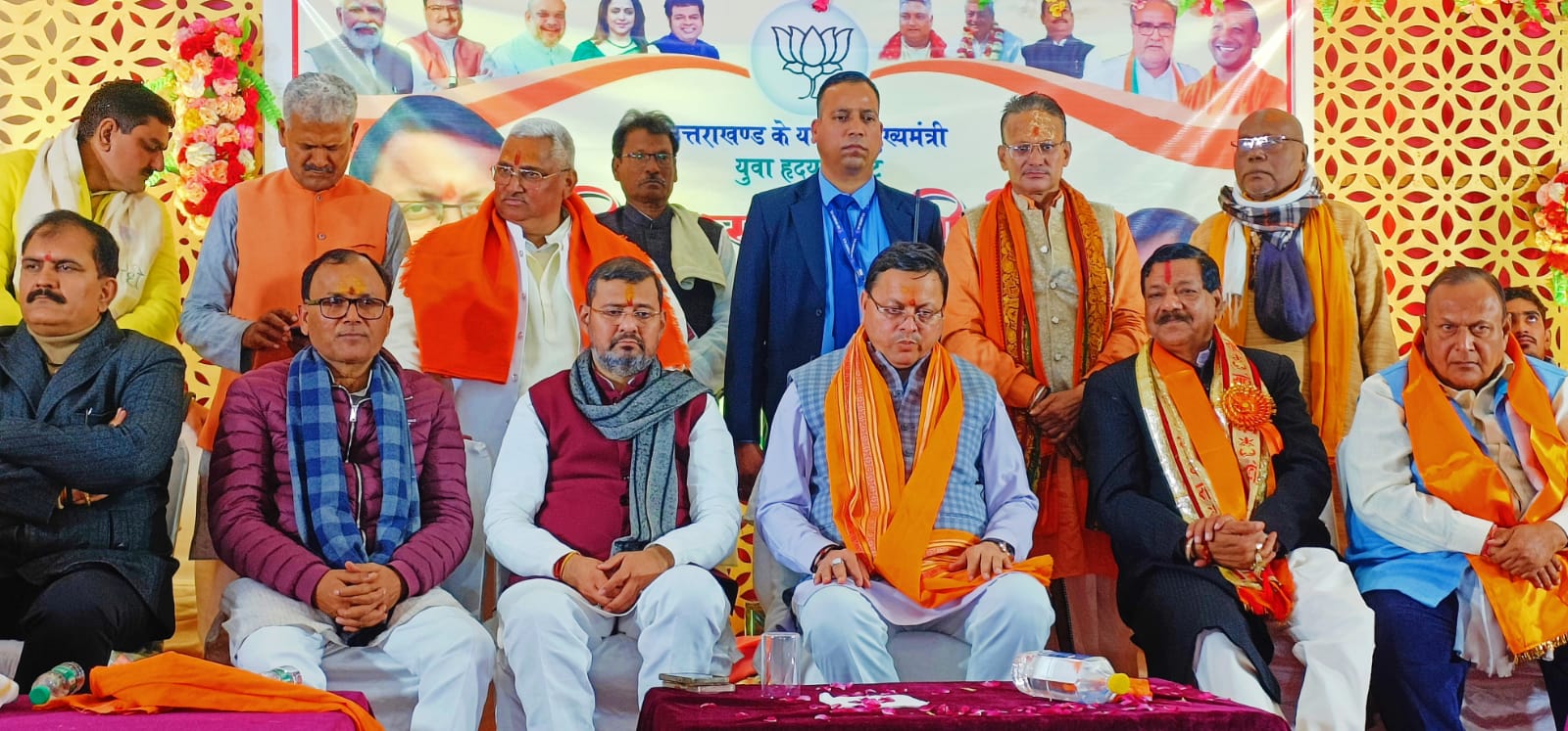 Chief Minister Govardhan was honored in the felicitation ceremony organized in Mathura.