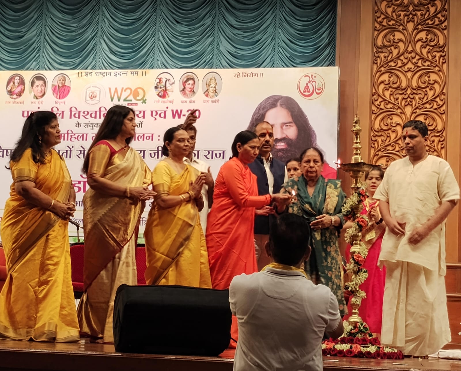 Women Empowerment Mahasammelan organized by Mahila Patanjali Yoga Samiti Mumbai concludes