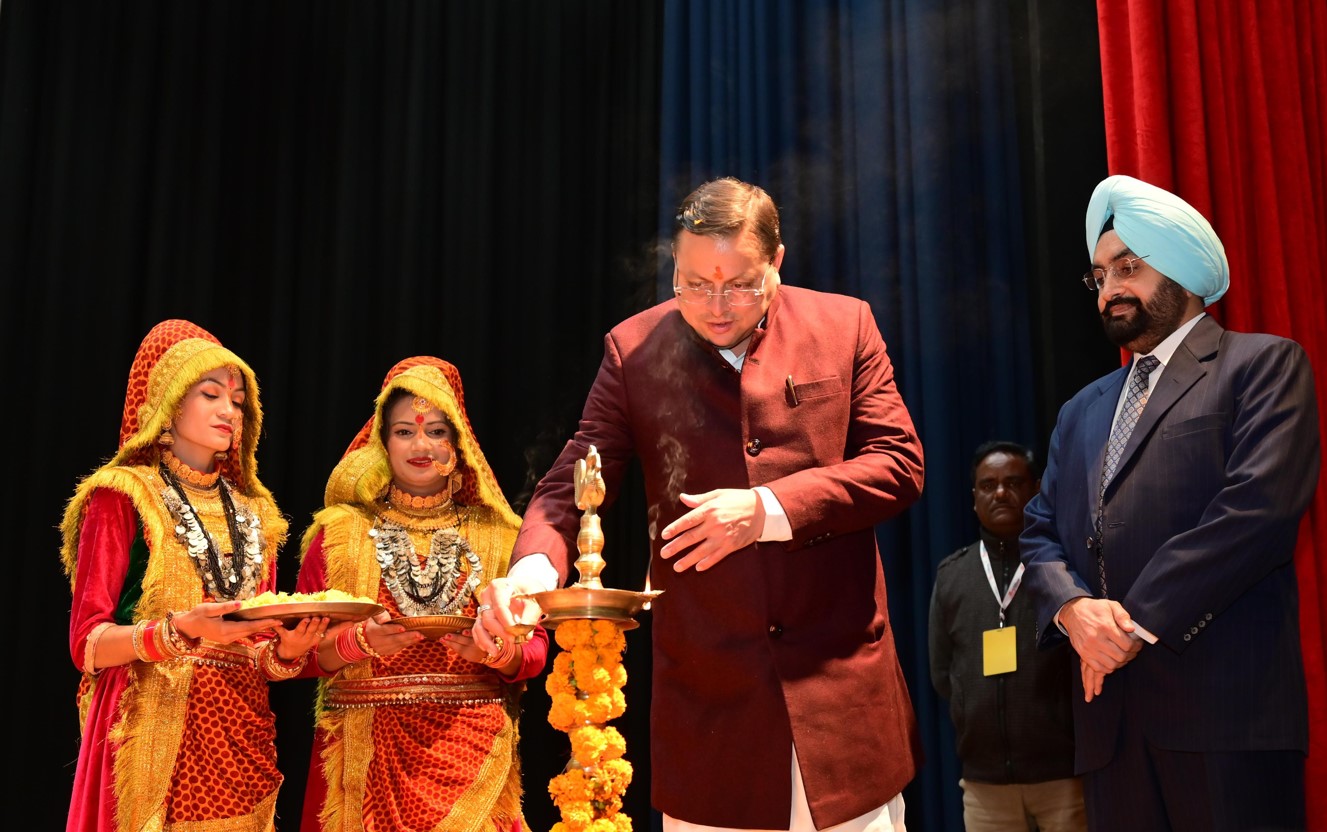 CM participated in the cultural evening of Himalayan Cultural Center