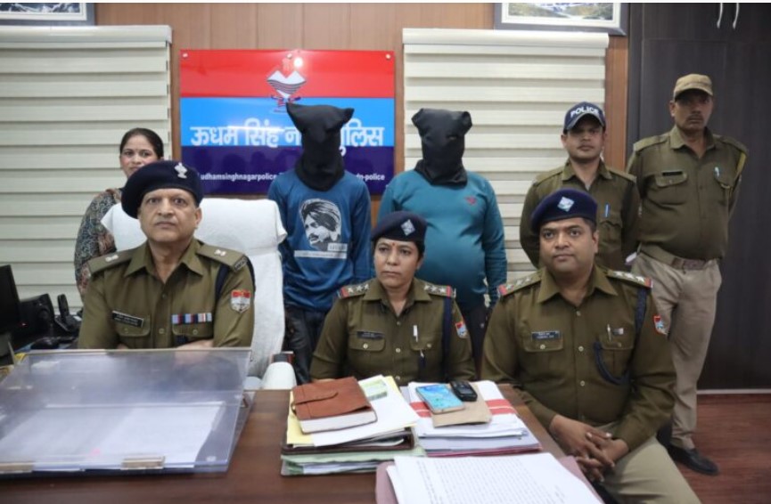 Sex racket exposed, three arrested including operator