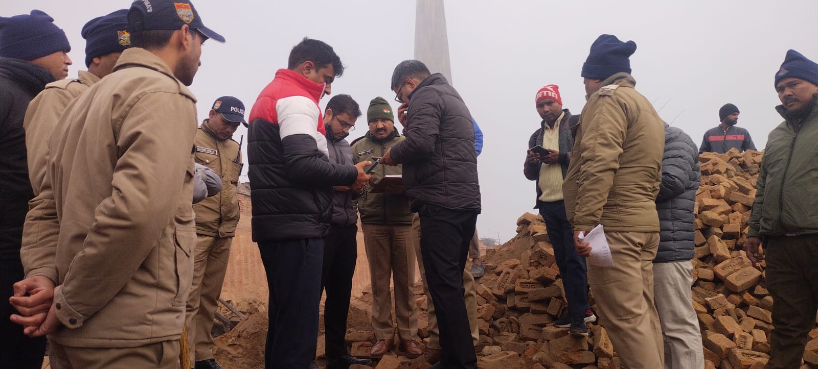 Six laborers killed, two seriously injured after brick kiln wall collapses