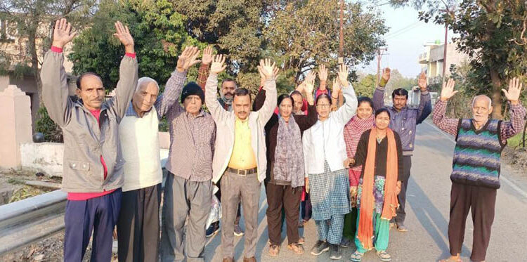 People troubled by crash barrier demonstrated