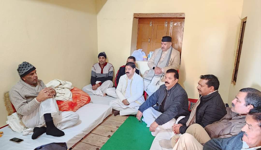 Expressed grief over the demise of BJP spokesperson Suresh Joshi's father.