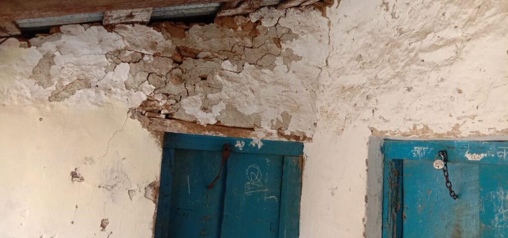 Government Inter College Udamada could not get the main building