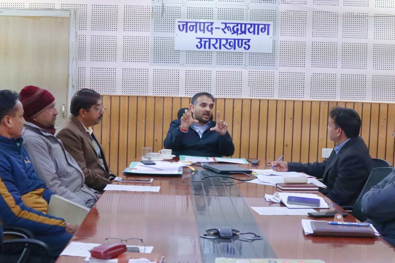 Take immediate action on the applications of industrialists: DM Saurabh Gaharwar