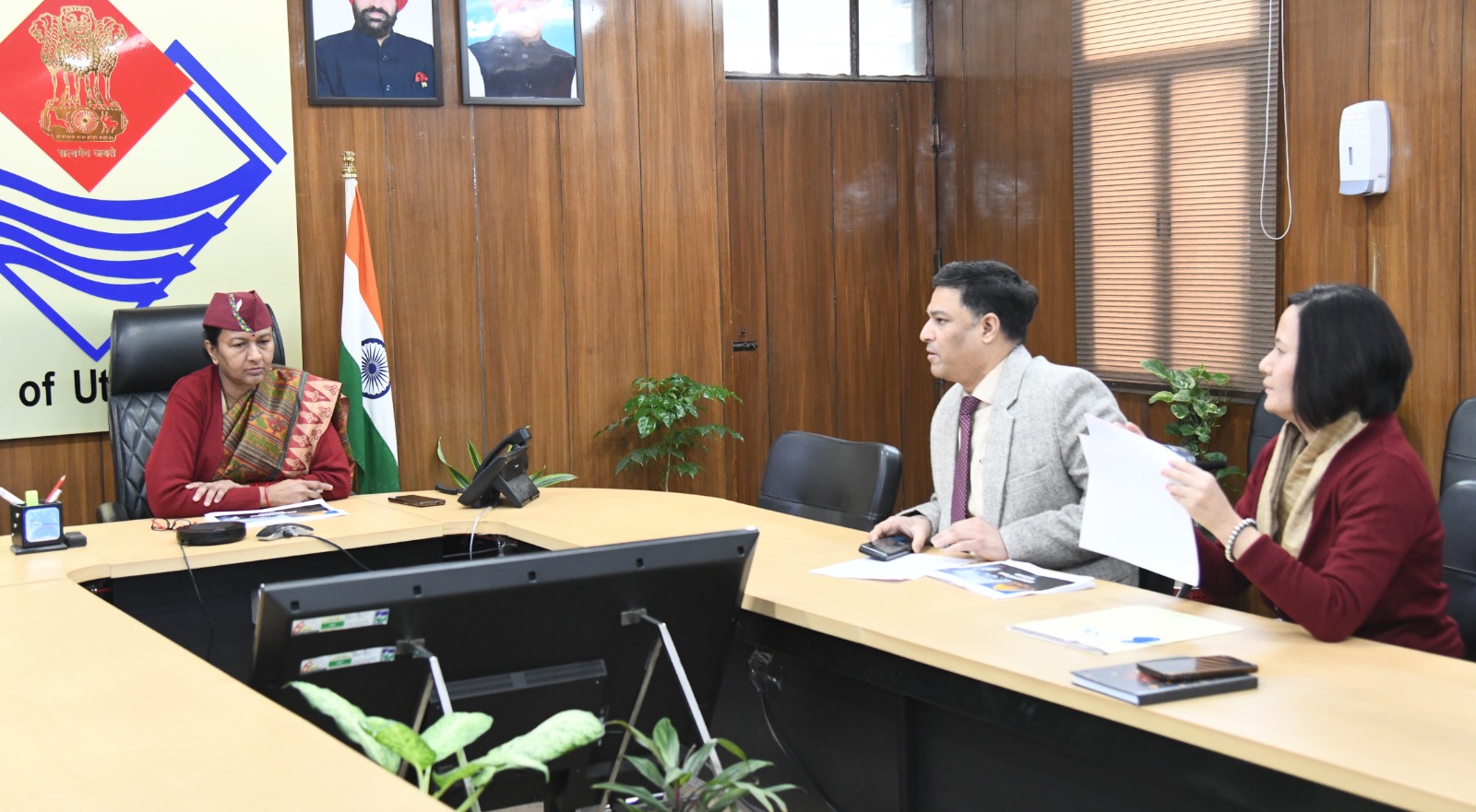 Chief Secretary gave instructions to strengthen tourist facilities and connectivity in Adi Kailash