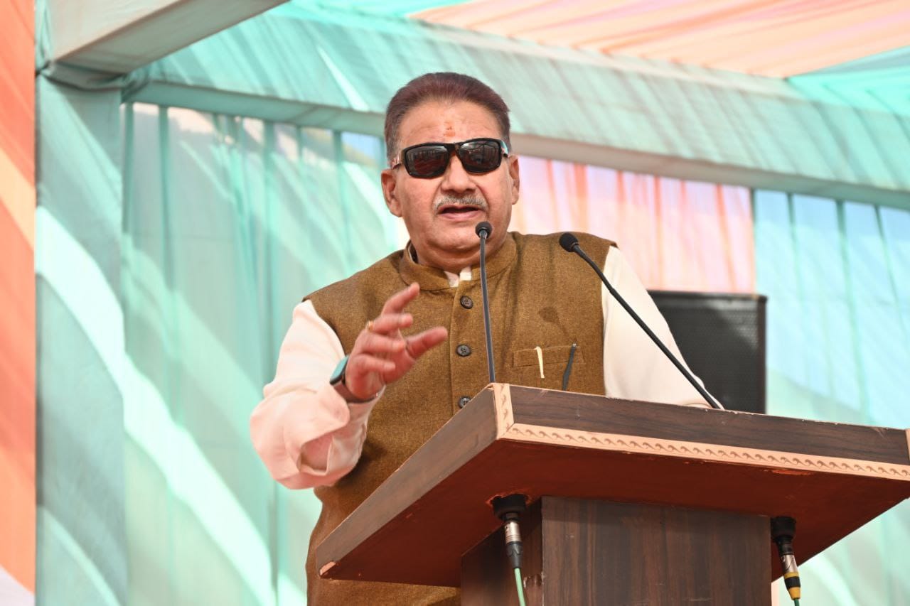 Minister Joshi participated in the Developed India Resolution Mega Exhibition Program