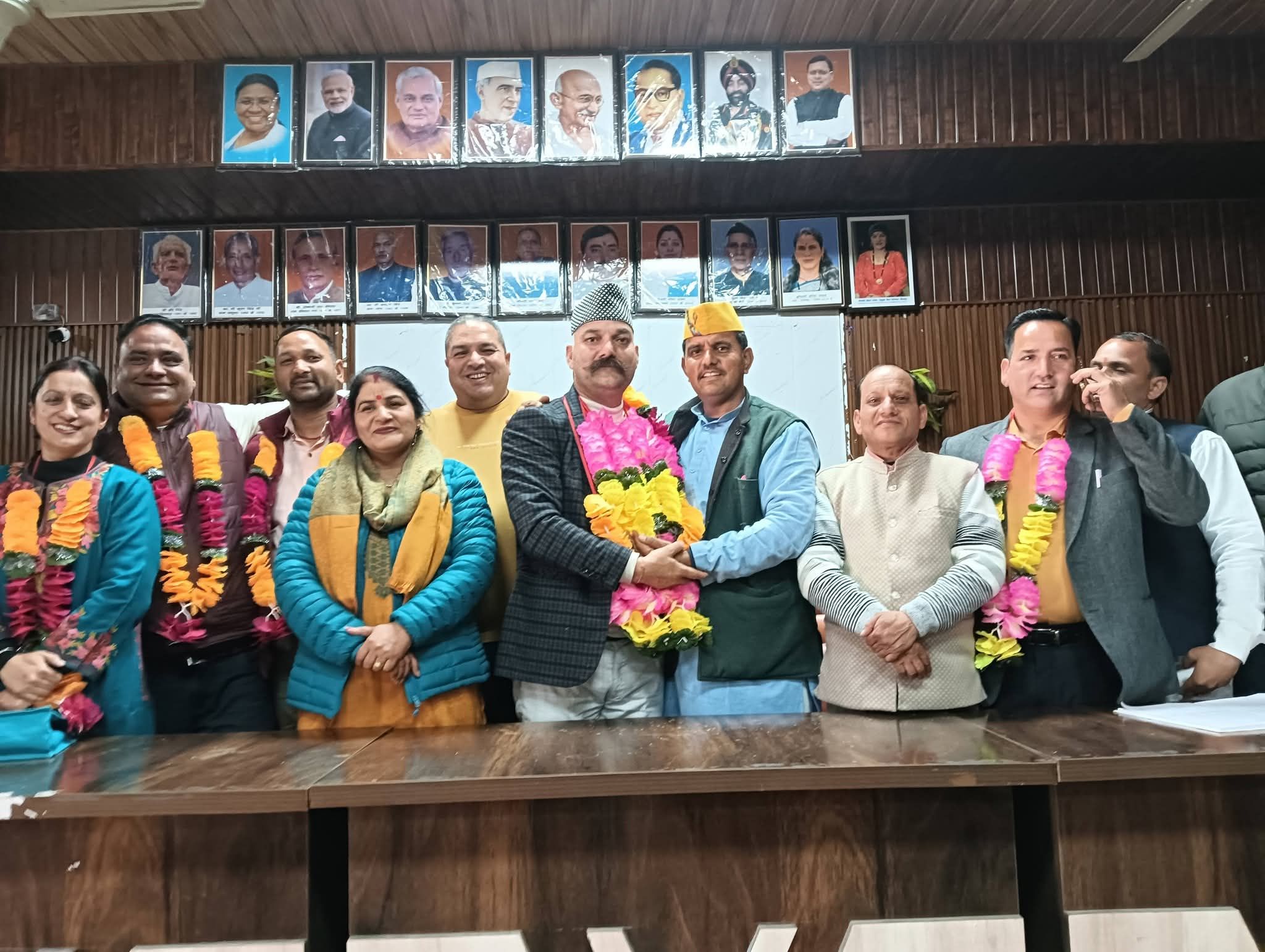 Pradhan organization elections completed in Jaunpur development block, Pradeep Kavi became president, Mukesh Panwar became general secretary