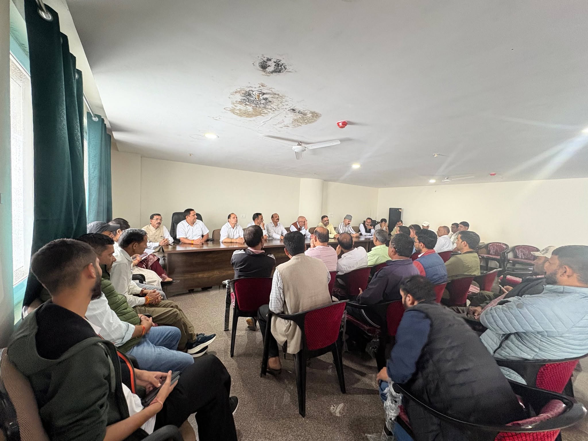 Demand for ST status for Jaunpur-Rawain gains momentum; public representatives united on including the entire region.